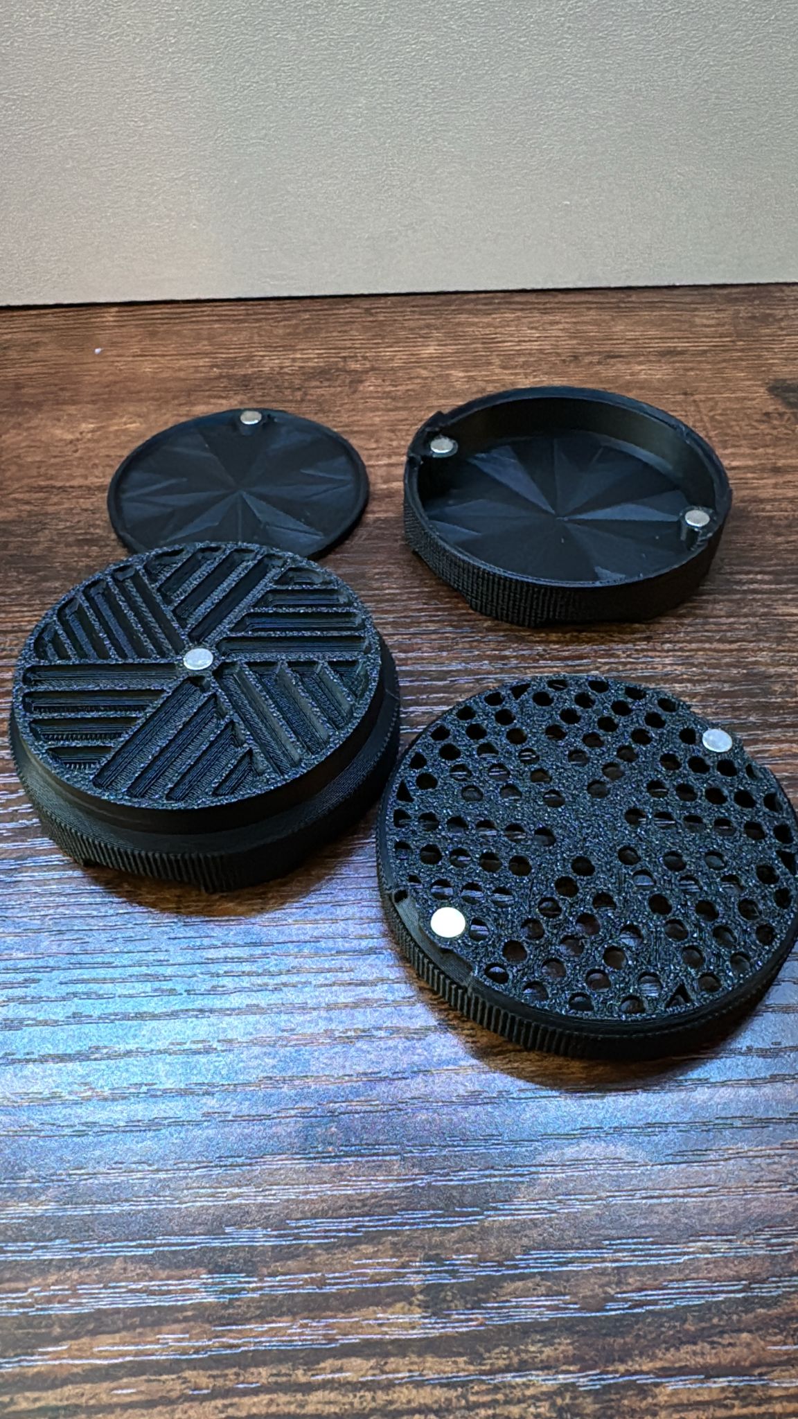 3D-gedruckte Kräutermühle inkl. Aufbewahrung