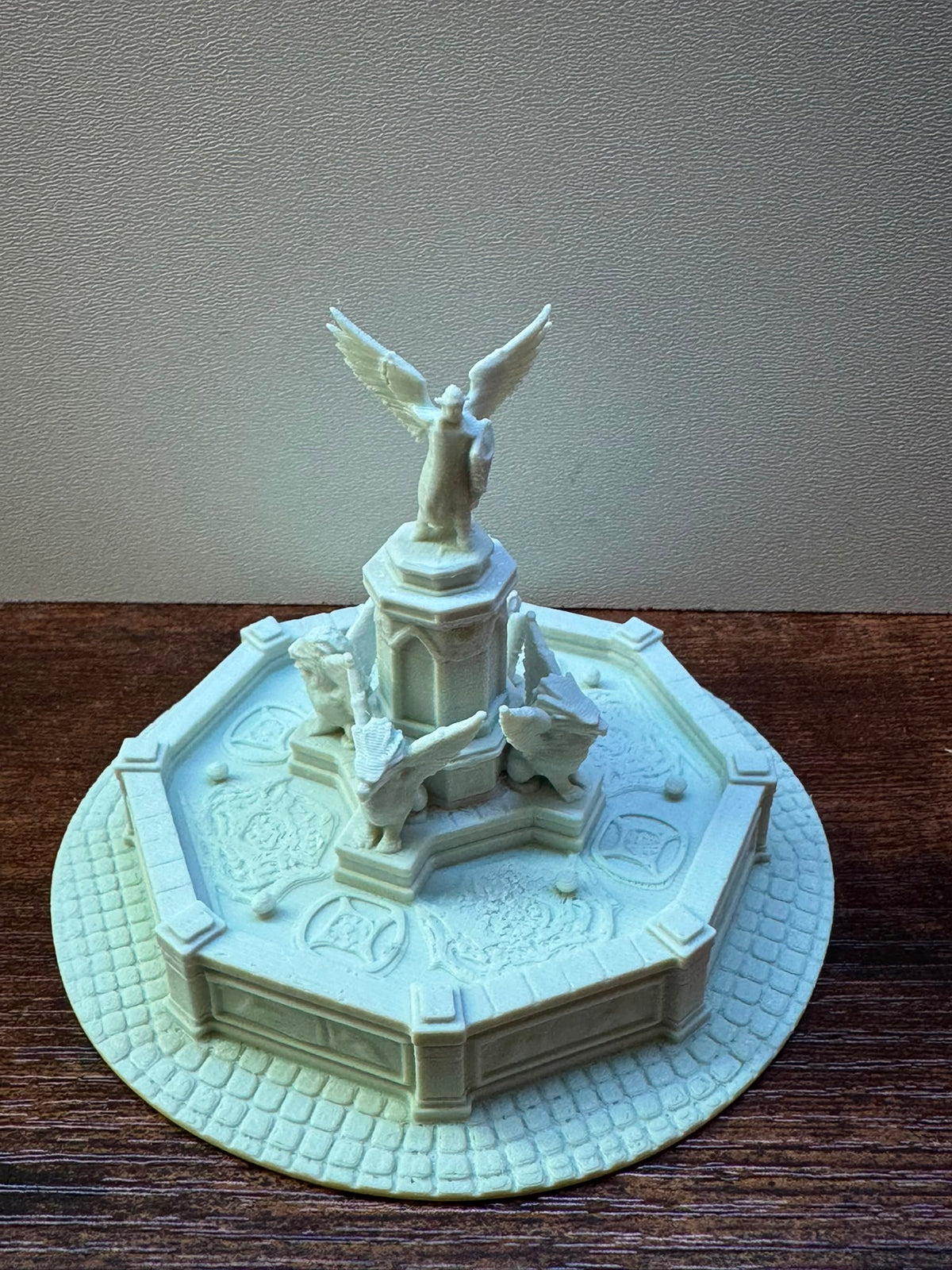 🏰 Tabletop‑Brunnen aus PLA